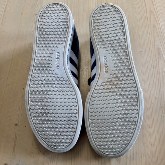 Adidas Men's Denim Blue Sneakers size 13 - Picture 4 of 6